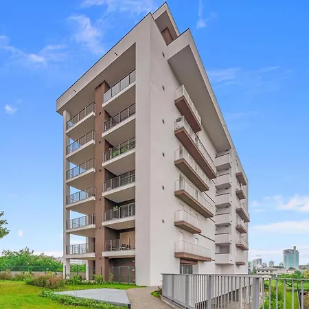 Airy Apartments With Balcony & Garage By Ndp Rent-3